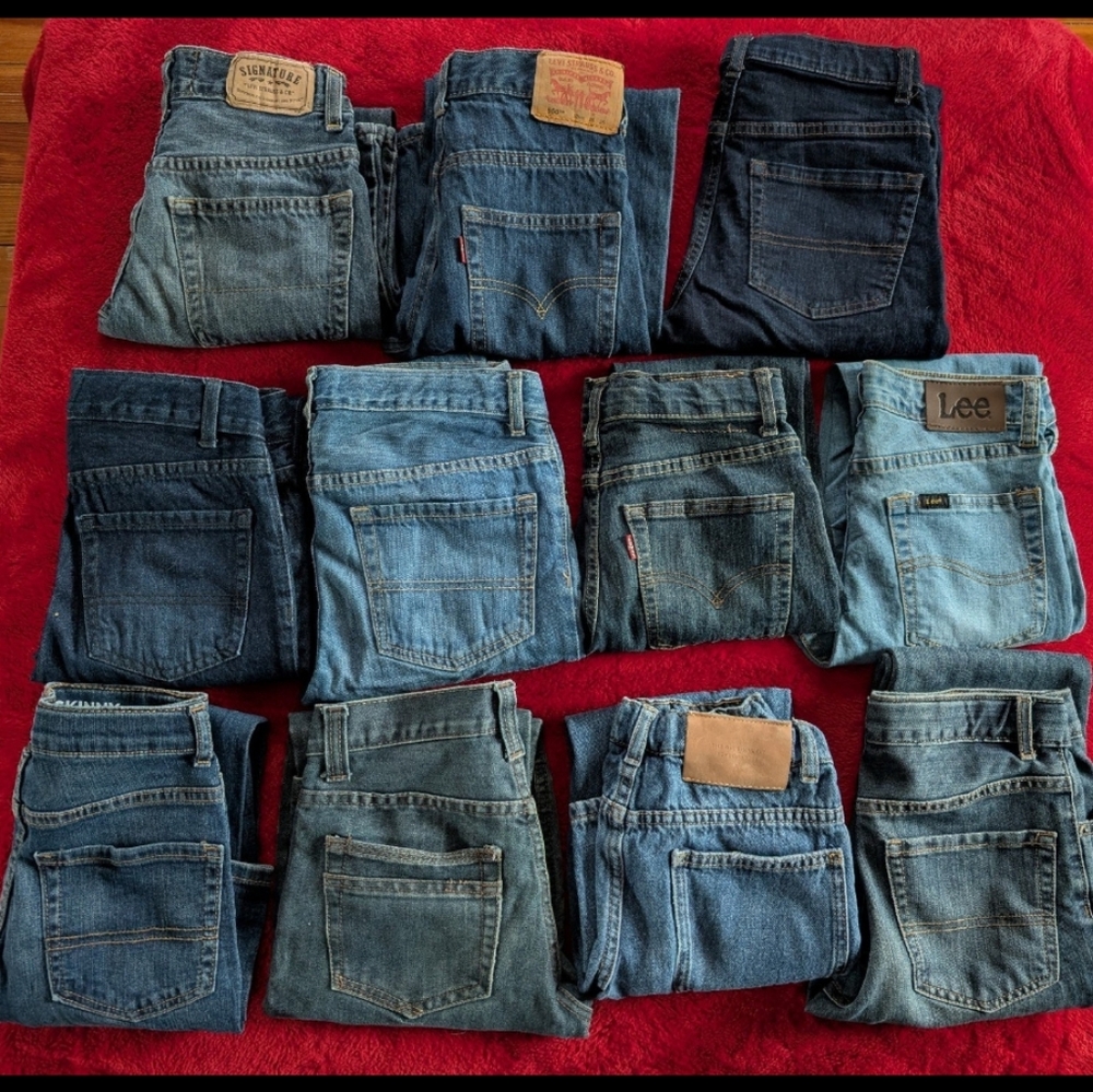 11 Pairs Of Size 10 Jeans